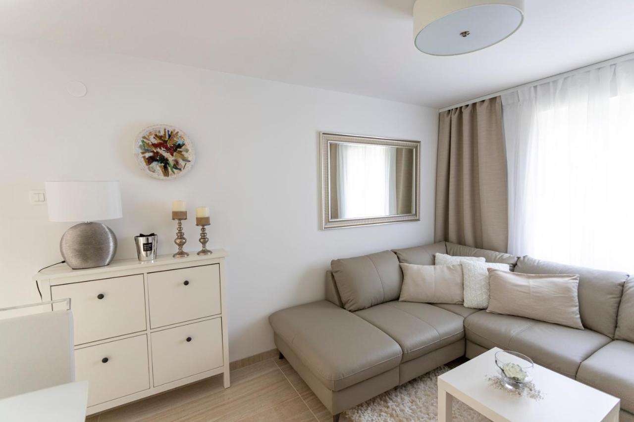 Luxury Mantinela Apartment Малинска Экстерьер фото